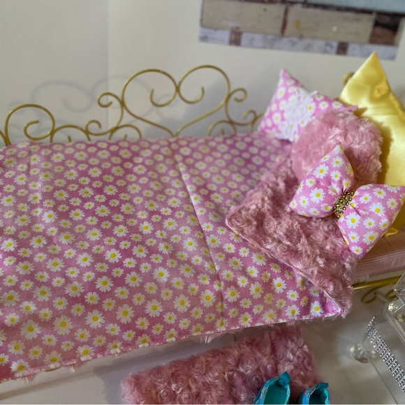 5 piece reversible minky doll bedding set - Picture 3 of 13